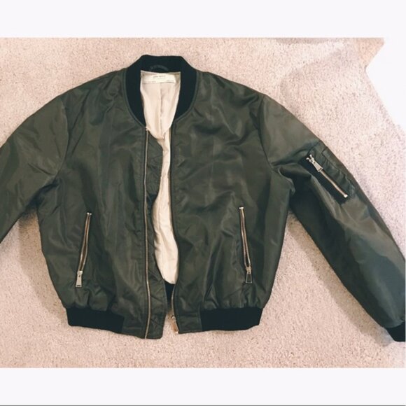 Zara Basic Quilted Olive Green Bomber Jacket - Picture 3 of 3